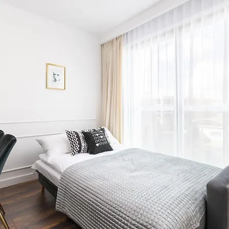 Rent Like - Grzybowska 85 ורשה