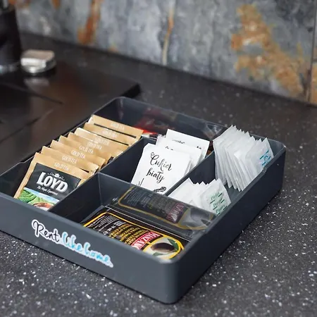 Rent Like - Grzybowska 85 דירה